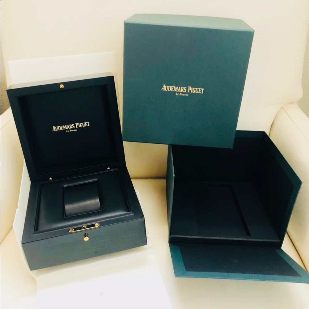 AUDEMARS PIGUET AUTHENTIC BOX CLEAN NO SCRATH